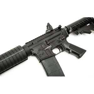Fusil d'assaut AERO Précision AR15-A4 noire US Army canon de 16'' Calibre 223 Rem