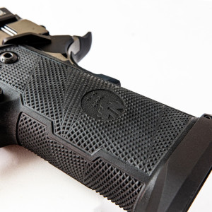 PISTOLET WATCHTOWER APACHE 2011 9X19MM
