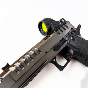PISTOLET WATCHTOWER APACHE 2011 9X19MM