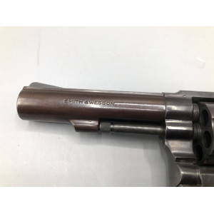 Revolver Smith & Wesson modèle 10-8  38SP 4"