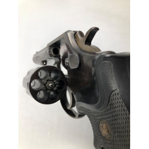 Revolver Smith & Wesson modèle 10-8  38SP 4"