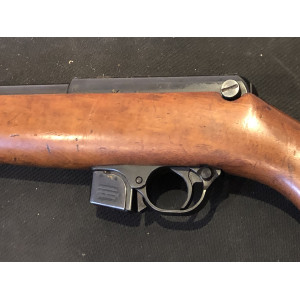 carabine BRNO RIFLES modèle 581 .22lr semi-auto d'occasion