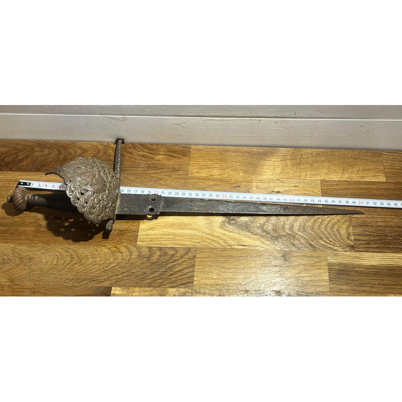 Dague de théâtre / Objet de curiosité de type "Main Gauche" (XIXe siècle)