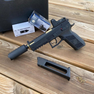 PACK PISTOLET CZ P09 AVEC TRACEUR ET OPTIQUE CO2