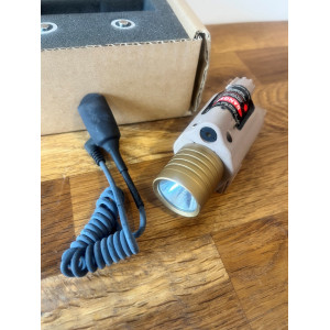 Lampe / Laser Airsoft Occasion - Style M6 Tactical Flashlight - Tan / FDE - Avec Contacteur Déporté