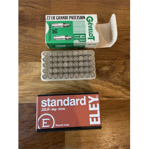 2 boîtes de munitions 22Lr