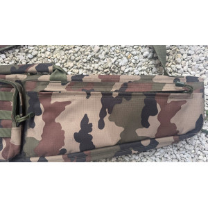 Petite housse camouflage d'occasion