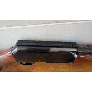 Carabine Browning BAR II semi-automatique, calibre .300 Winchester Magnum d'occasion